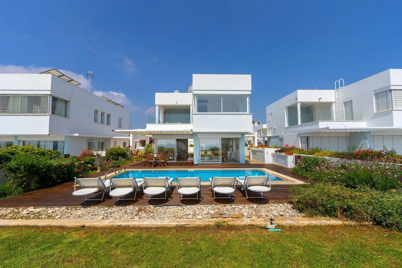 Protaras Beachfront Villa Alia Zypern