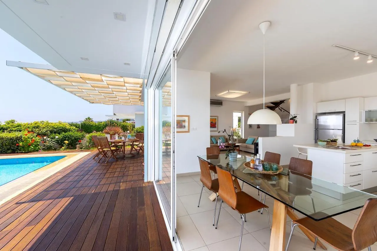 Protaras Beachfront Villa Alia