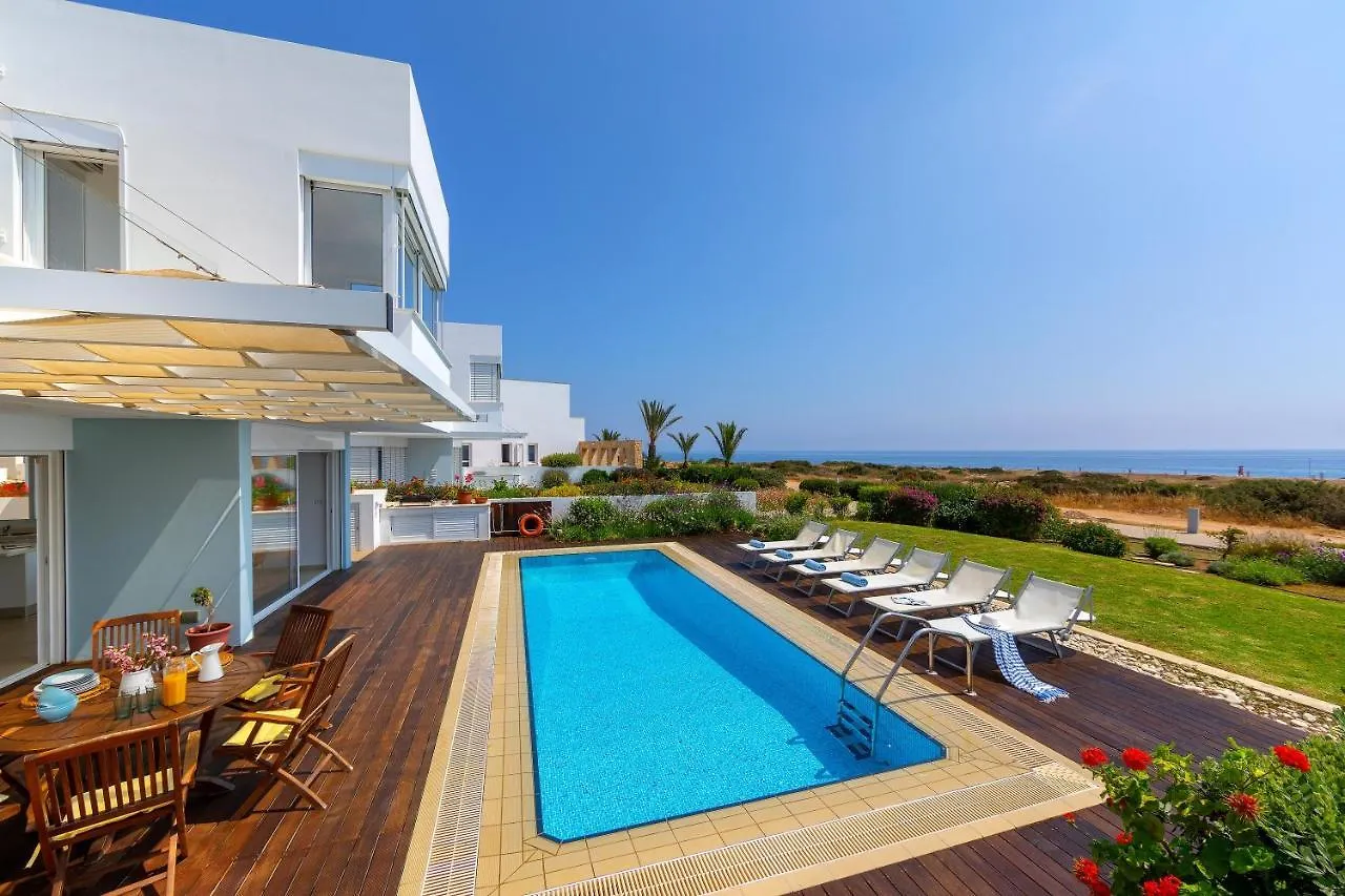 Protaras Beachfront Villa Alia Zypern