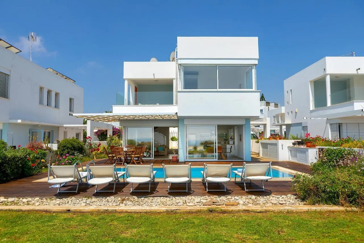 Protaras Beachfront Villa Alia